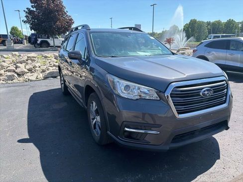 Used 2020 Subaru Ascent Premium w/ Convenience Package AWD/4WD image 3