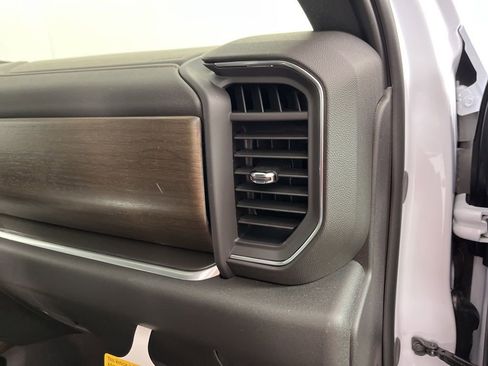 New 2026 Chevrolet Silverado 3500 High Country w/ High Country Premium Package image 22