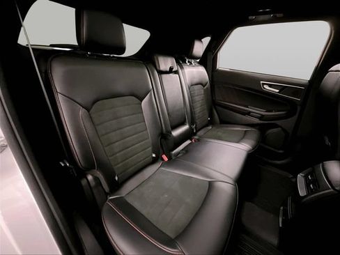 Used 2023 Ford Edge ST-Line AWD/4WD image 26