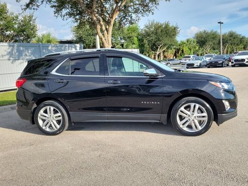 Used 2020 Chevrolet Equinox Premier FWD image 4