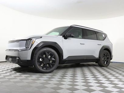 New 2026 Kia EV9 Land w/ Nightfall Edition Package