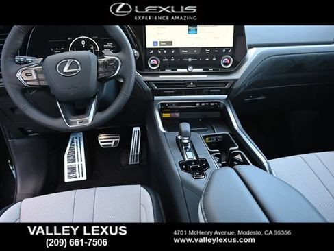 New 2026 Lexus TX 500h AWD image 18