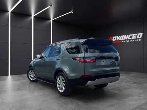 Used 2017 Land Rover Discovery HSE AWD/4WD image 4
