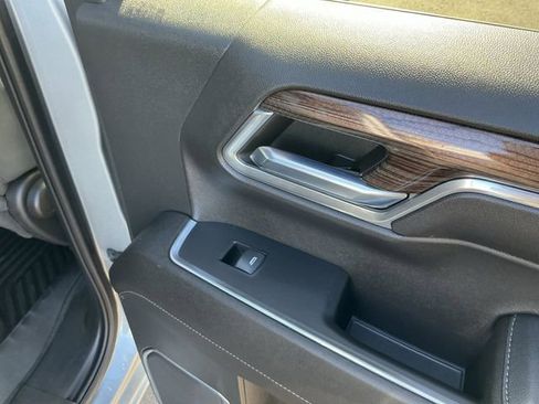 Used 2023 Chevrolet Silverado 1500 RST image 25