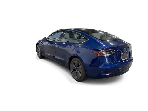 Certified 2023 Tesla Model 3 Standard Range RWD image 4
