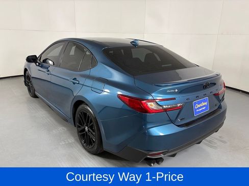 Used 2025 Toyota Camry SE w/ Multimedia Upgrade Package FWD image 8