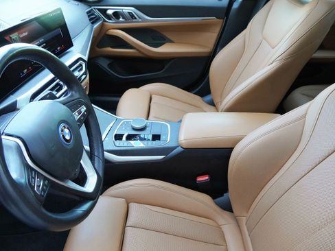 Used 2023 BMW i4 eDrive35 w/ Premium Package RWD image 11