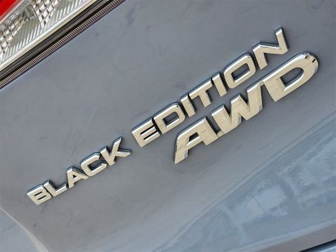Certified 2022 Honda Pilot Black Edition image 10