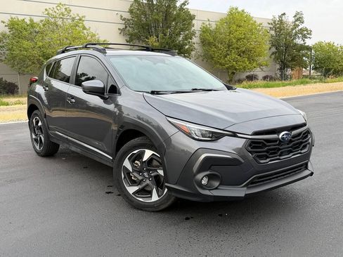Used 2024 Subaru Crosstrek 2.5i Limited w/ Crosstrek Mirror Package AWD/4WD image 5