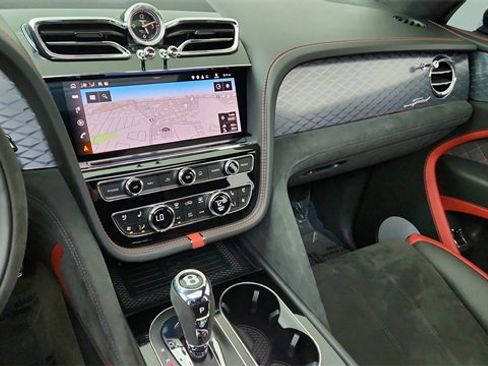 Used 2022 Bentley Bentayga Speed image 41