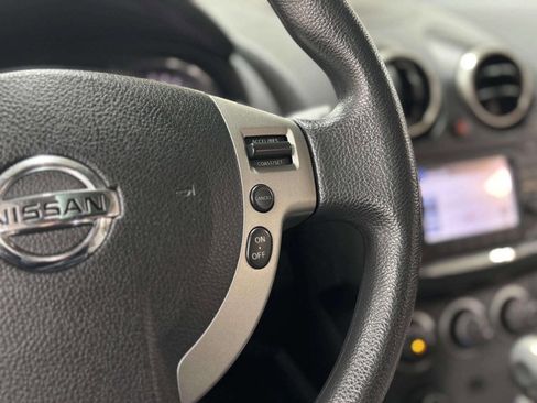 Used 2011 Nissan Rogue SV w/ Premium Pkg image 32