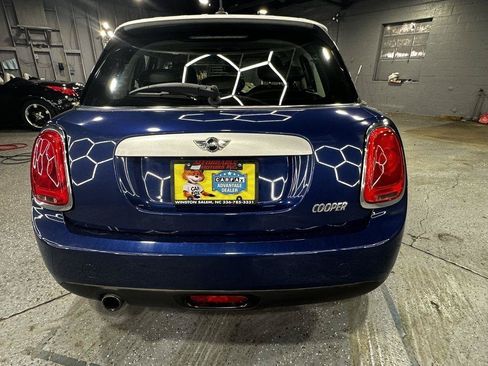 Used 2015 MINI Cooper 4-Door Hardtop FWD image 6