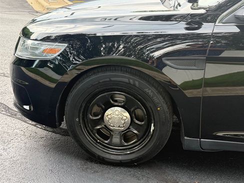 Used 2013 Ford Taurus Police Interceptor AWD image 21