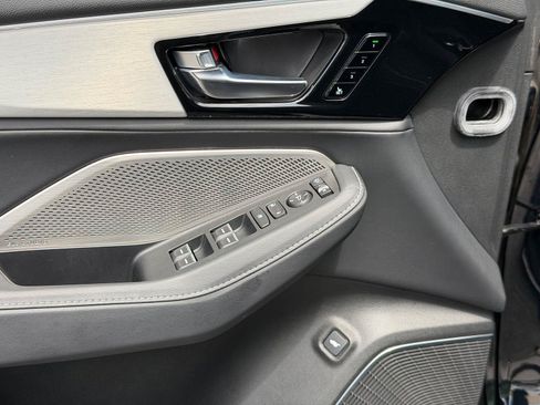 Certified 2023 Acura MDX FWD w/ Technology Package image 8