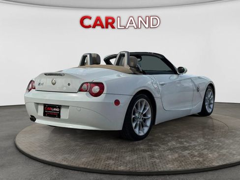 Used 2005 BMW Z4 2.5i RWD image 13