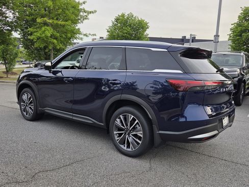 New 2027 INFINITI QX60 Luxe w/ Cargo Package FWD image 8