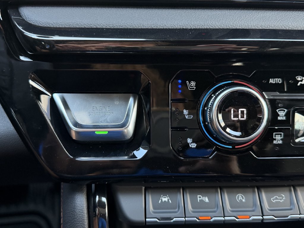 New 2026 GMC Sierra 1500 AT4 w/ AT4 Premium Package AWD/4WD image 18