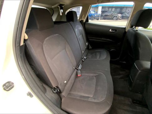 Used 2015 Nissan Rogue S w/ Convenience Package image 17