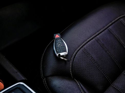 Used 2019 Mercedes-Benz GLS 450 4MATIC w/ Premium 1 Package image 61