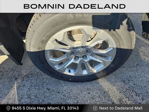 Used 2023 Chevrolet Silverado 1500 LTZ image 7