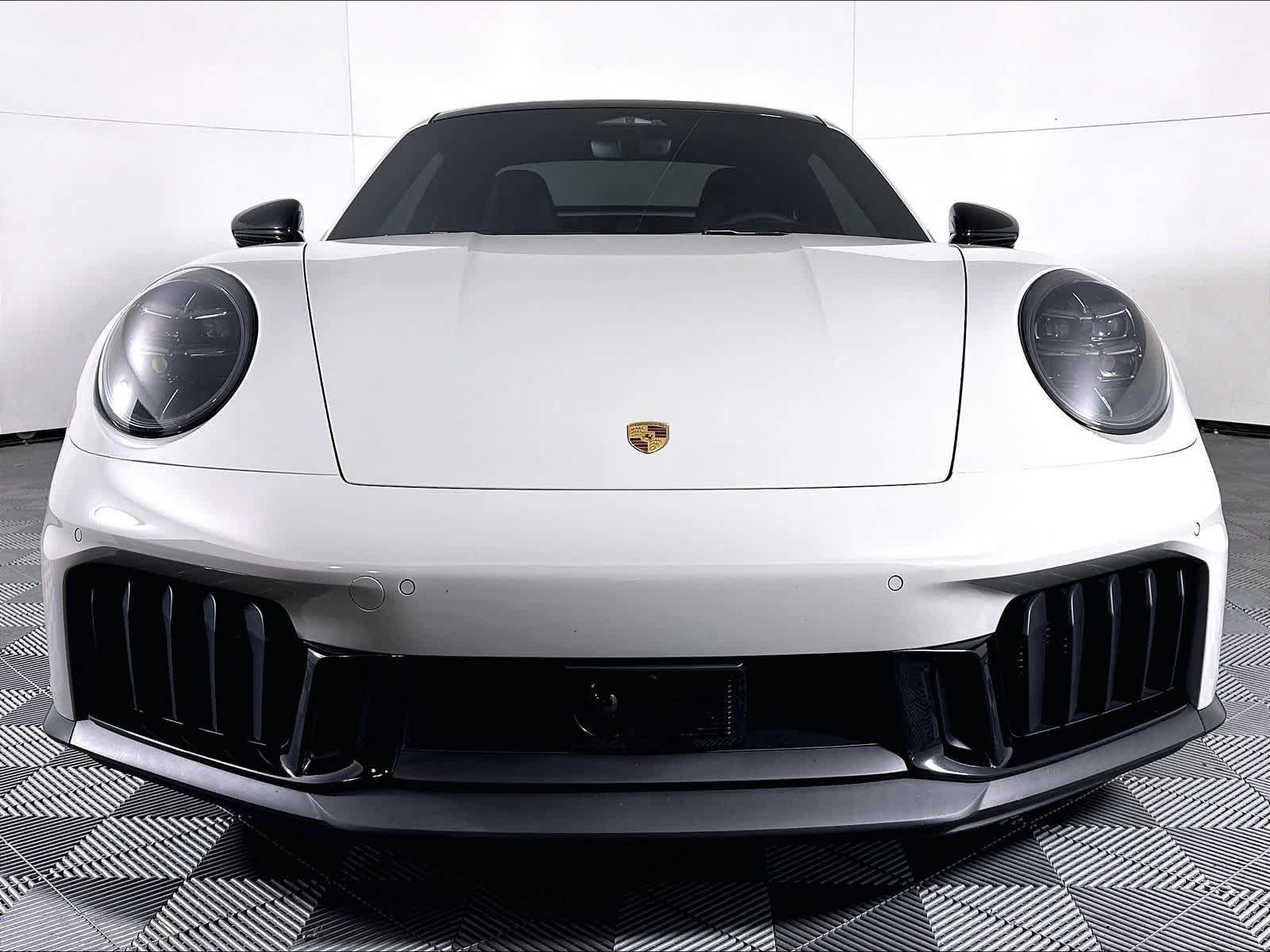 Used 2026 Porsche 911 Carrera GTS RWD image 10