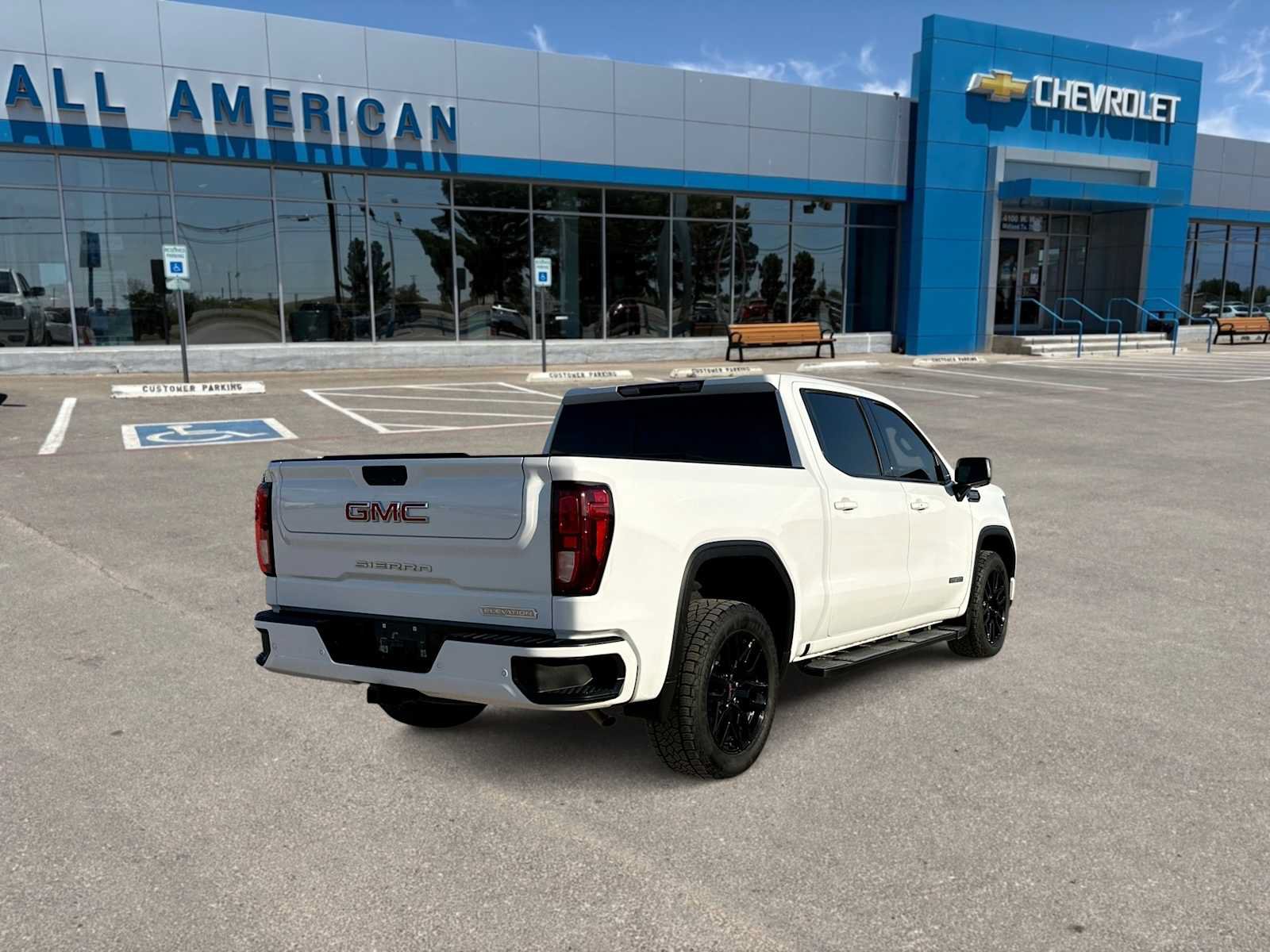Used 2025 GMC Sierra 1500 Elevation w/ Elevation Premium Package RWD image 8