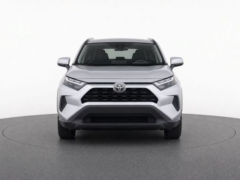 Used 2025 Toyota RAV4 XLE w/ Convenience Package AWD/4WD image 7
