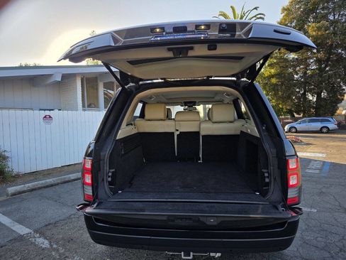 Used 2013 Land Rover Range Rover Supercharged image 8