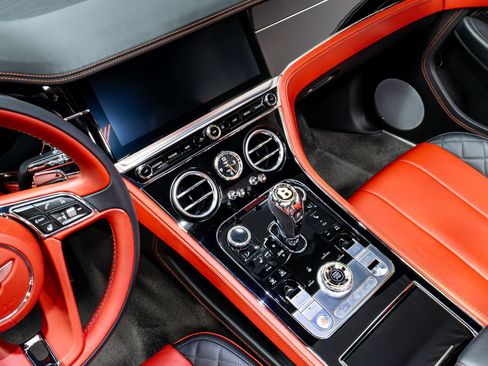 Used 2020 Bentley Continental GT image 68