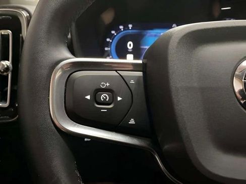 Used 2025 Volvo XC40 B5 Plus AWD/4WD image 44