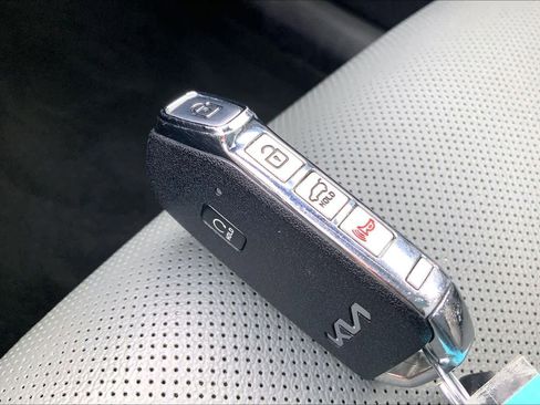 Used 2024 Kia Sportage X-Line w/ X-Line Premium Package image 15