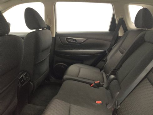 Used 2020 Nissan Rogue S AWD/4WD image 18
