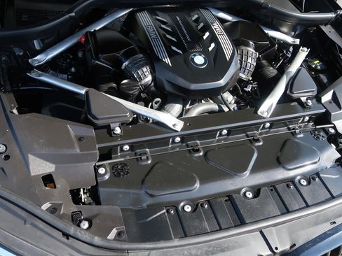 Used 2023 BMW X5 M50i w/ Executive Package image 45