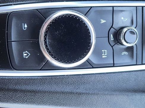 Used 2021 Cadillac Escalade Premium Luxury AWD/4WD image 40