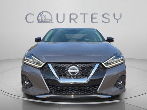 Used 2023 Nissan Maxima Platinum w/ Sport Mat Group FWD image 10