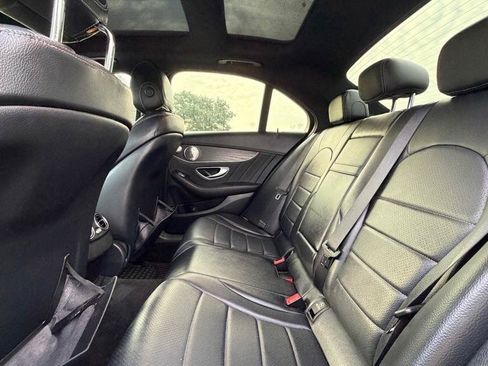 Used 2015 Mercedes-Benz C 300 4MATIC Sedan image 12