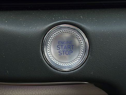 Used 2025 Genesis GV80 2.5T Prestige AWD/4WD image 23