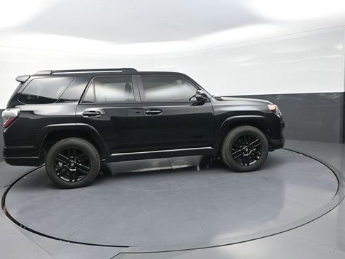 Used 2020 Toyota 4Runner Nightshade AWD/4WD image 37