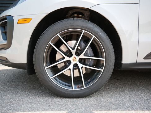 New 2025 Porsche Macan image 23