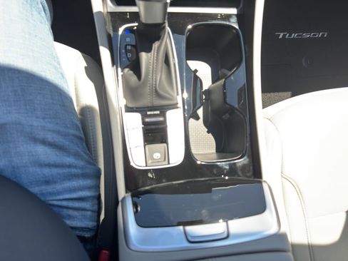 New 2025 Hyundai Tucson SEL image 12