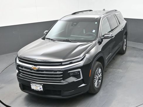 Certified 2026 Chevrolet Traverse LT FWD image 44
