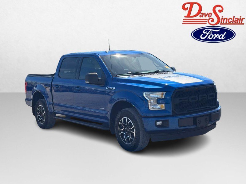 Used 2017 Ford F150 XLT w/ Equipment Group 302A Luxury AWD/4WD image 4