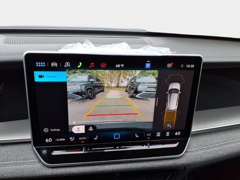 New 2026 Volkswagen Tiguan S image 17