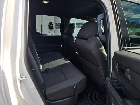 Certified 2025 Toyota Tacoma SR5 image 15