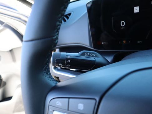 New 2025 Kia K4 EX image 30