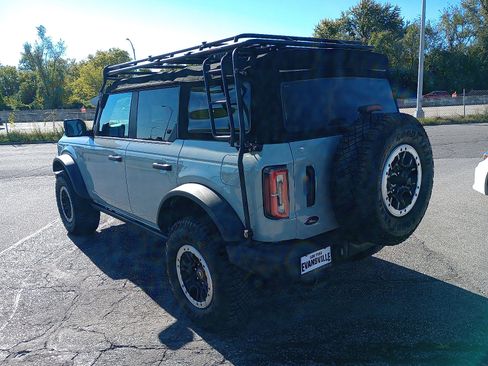Used 2021 Ford Bronco Badlands image 5
