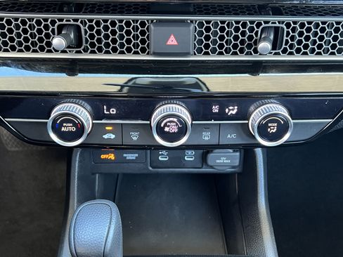 Used 2025 Honda Civic LX image 28