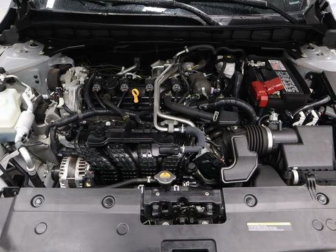Certified 2023 Nissan Altima 2.5 SR w/ SR Premium Package AWD/4WD image 14
