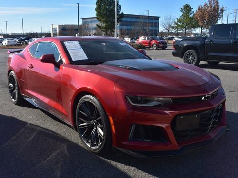 Used 2018 Chevrolet Camaro ZL1 image 3