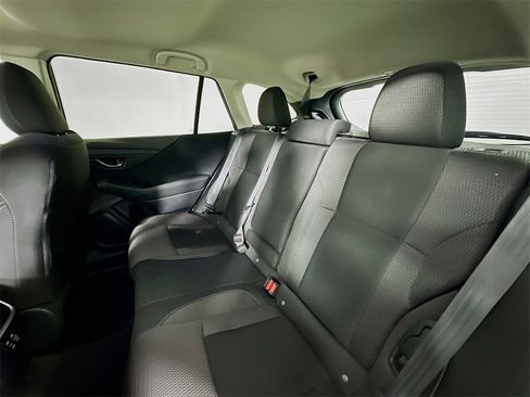 Used 2024 Subaru Outback Premium image 4